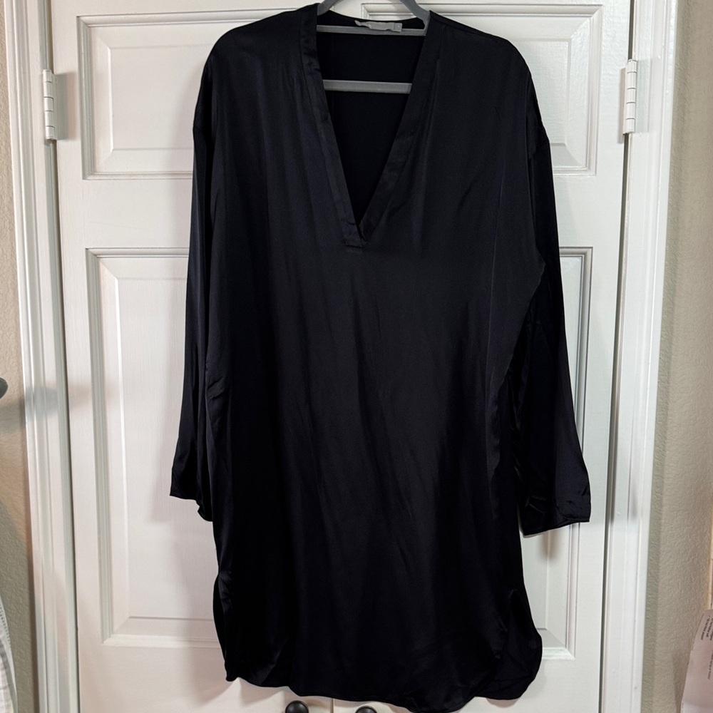 Vince silk Black V-Neck Dress